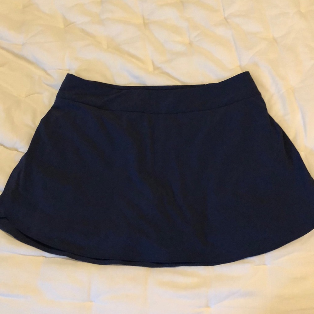 Outdoor Voices navy size small exercise skirt